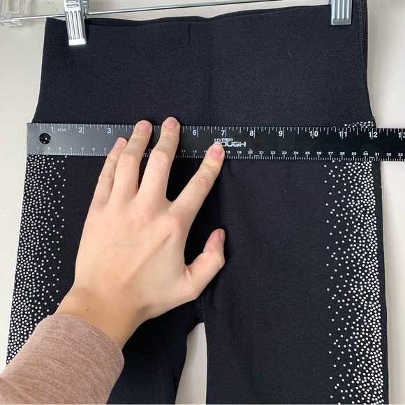 Fabletics High-Waisted Sculptknit Reflective Gym Black Leggings Womens XS - Picture 5 of 11